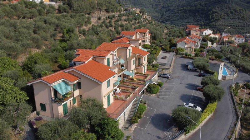 Appartamento a Diano Arentino