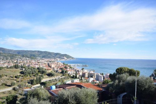 Квартира в Диано-Марина