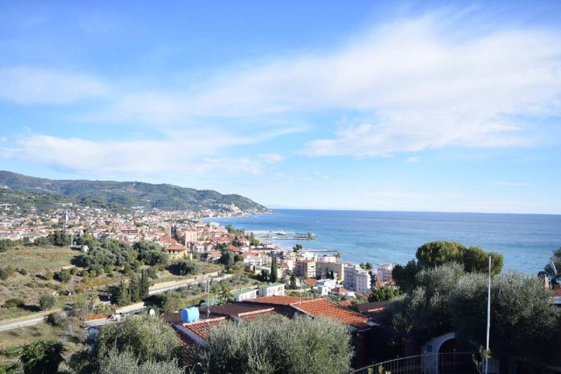 Квартира в Диано-Марина