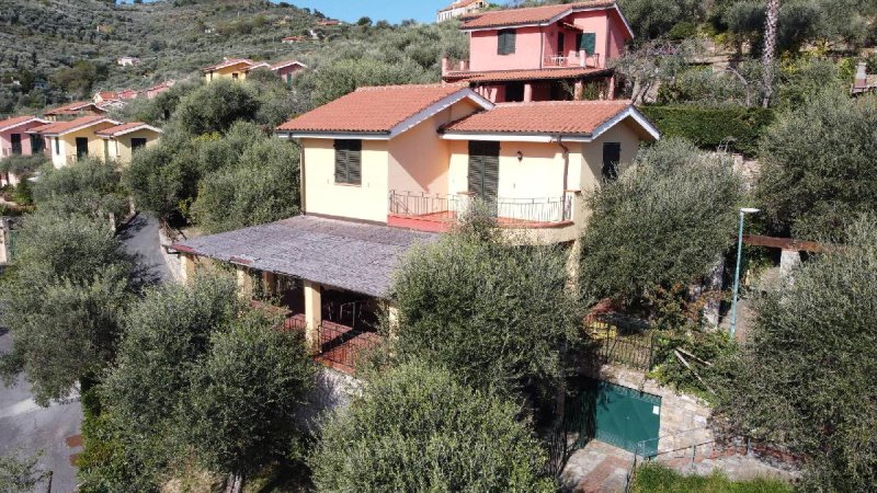 Apartamento em Diano Marina
