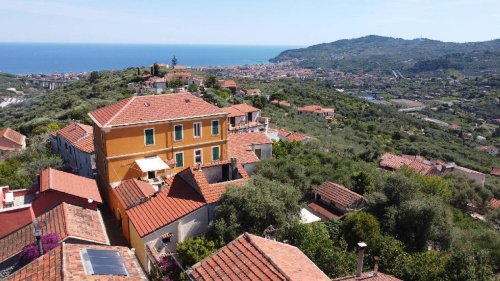 Appartement in Diano San Pietro