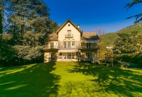 Villa in Como