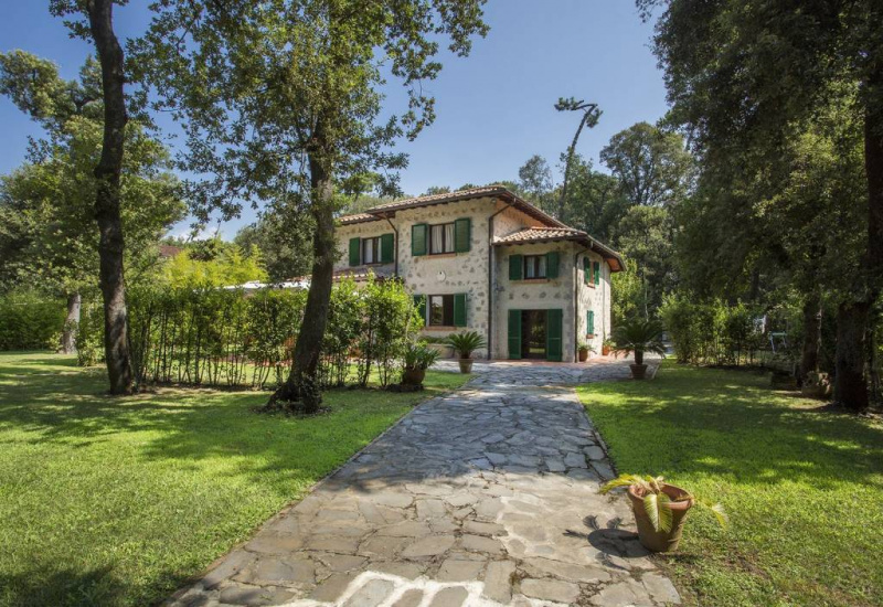 Villa in Forte dei Marmi
