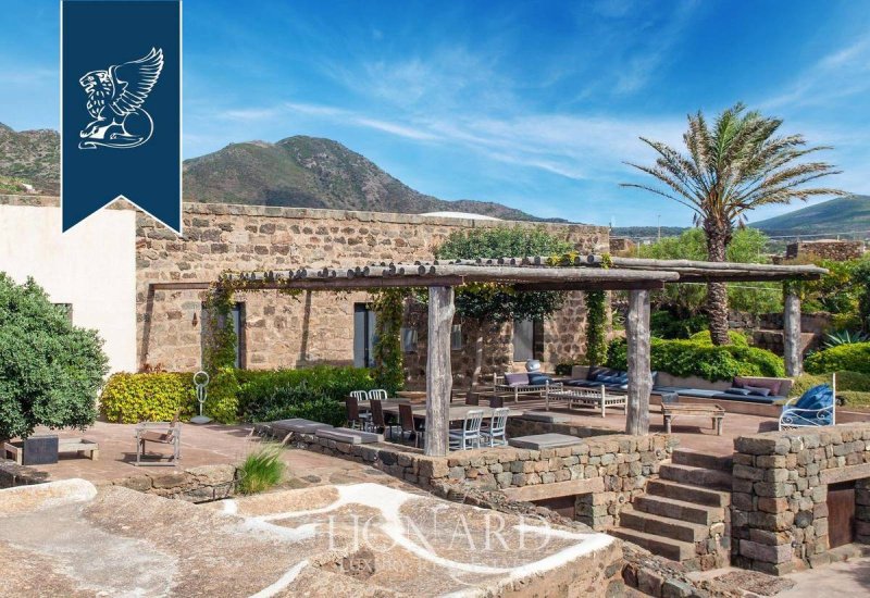 Villa in Pantelleria