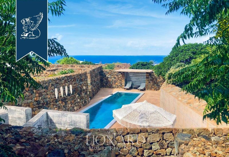 Villa in Pantelleria