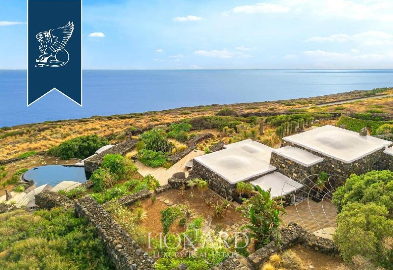 Villa in Pantelleria