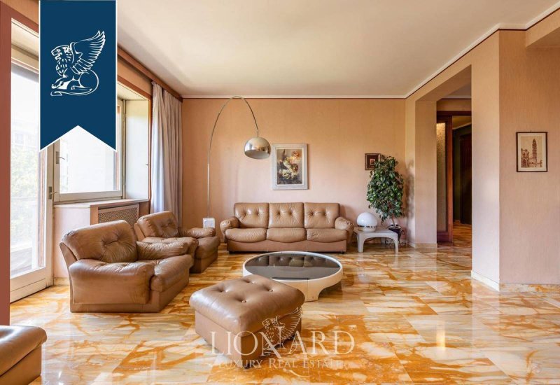 Apartamento em Milão