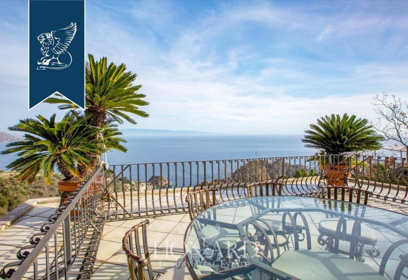 Лофт в Таормина