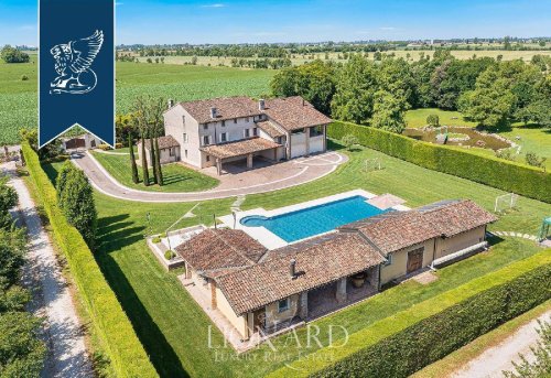 Moradia em Castel Goffredo