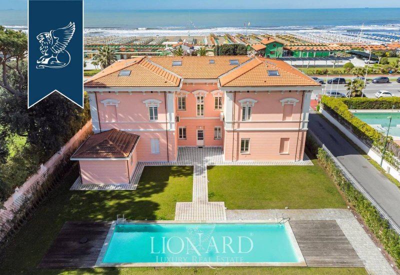 Villa in Forte dei Marmi