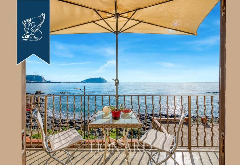 Appartamento a Pozzuoli