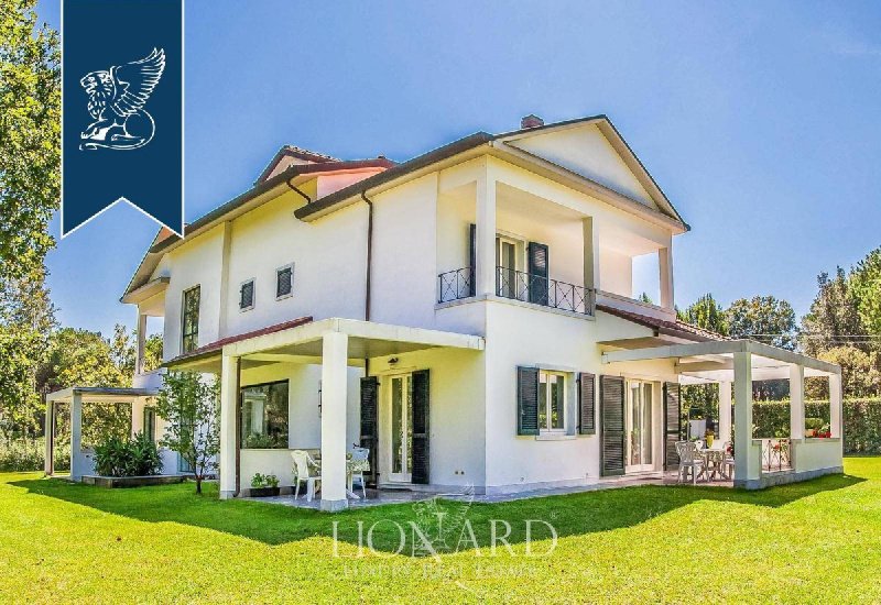 Вилла в Масса