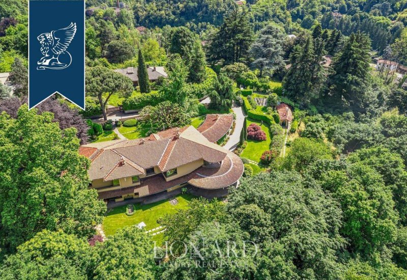 Villa in Carate Brianza