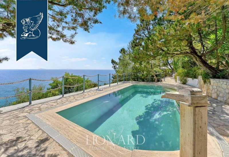 圣费利切-奇尔切奥别墅