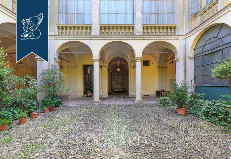 Edificio en Reggio Emilia