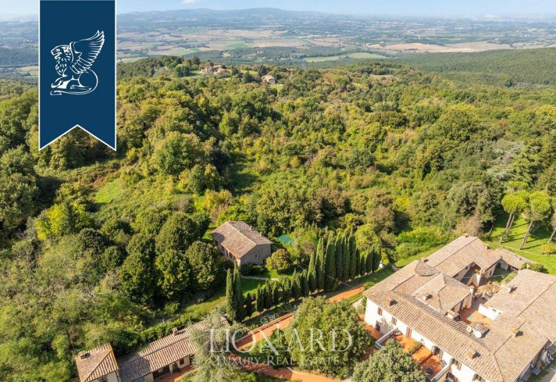 Вилла в Казоле-д'Эльса