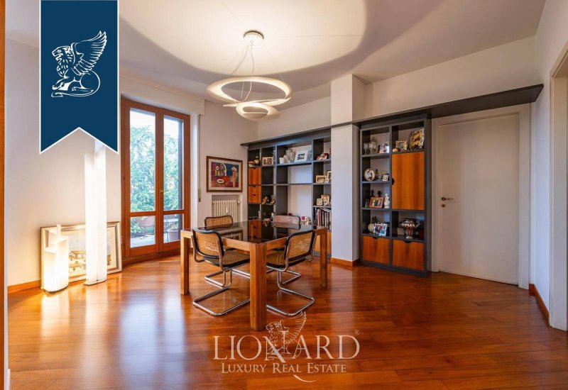 Apartamento em Milão