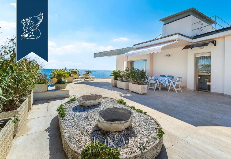 Takvåning i Sanremo