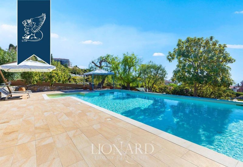 Вилла в Сан-Ремо