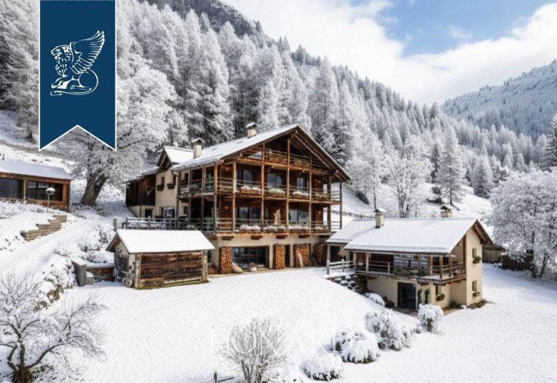 利维纳隆戈-德尔科尔迪拉纳别墅