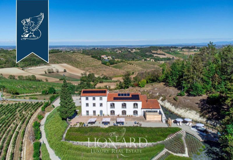 Вилла в Розиньяно-Монферрато