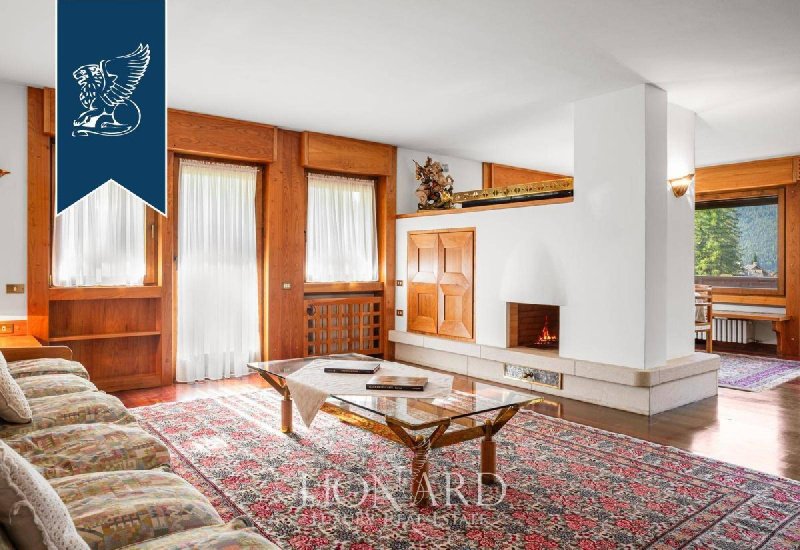 科爾蒂納丹佩佐别墅