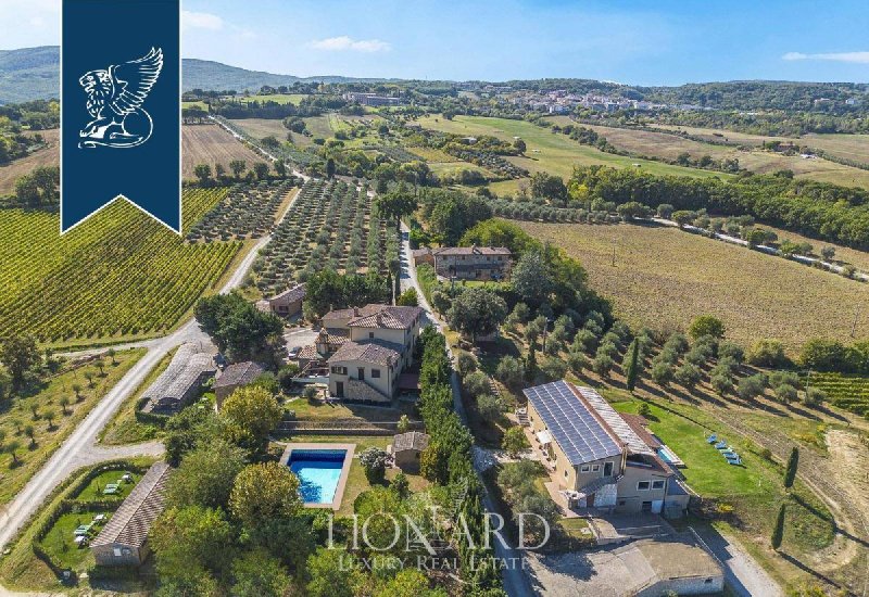 19 Bedrooms Farm for sale in Chianciano Terme [802334] | Gate-away®