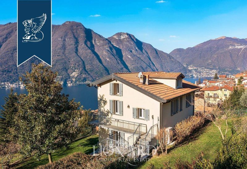 Villa i Nesso