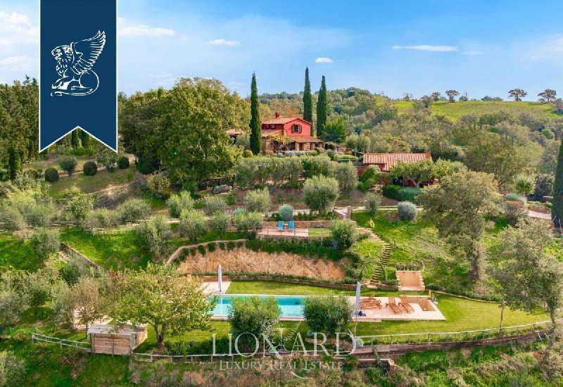 6 Bedrooms Farmhouse for sale in Scansano [807560] | Gate-away®