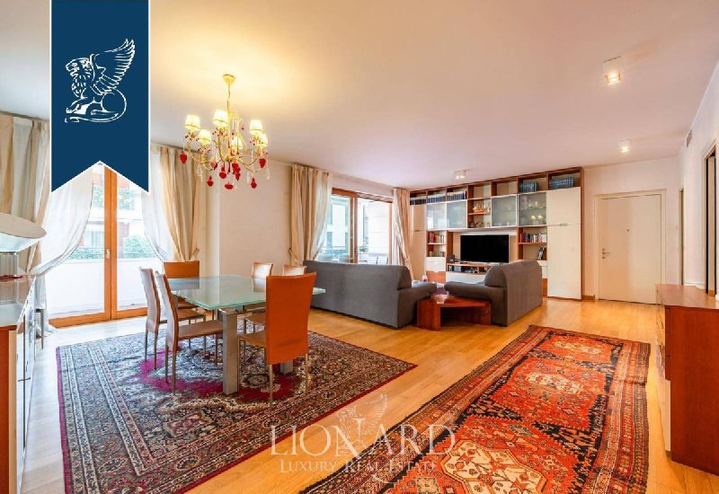 Apartamento em Milão