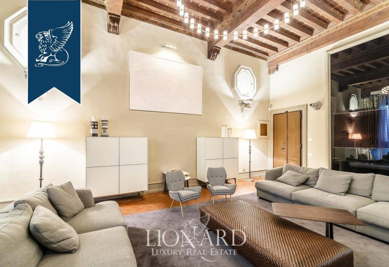 Penthouse in Florence