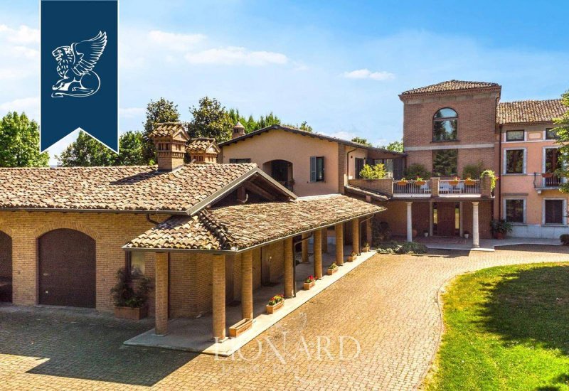 Moradia em Carpaneto Piacentino