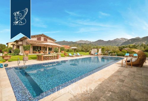 Villa in Pietrasanta