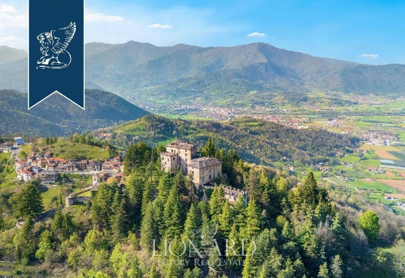 Slott i Montemale di Cuneo