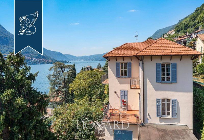 Villa i Carate Urio