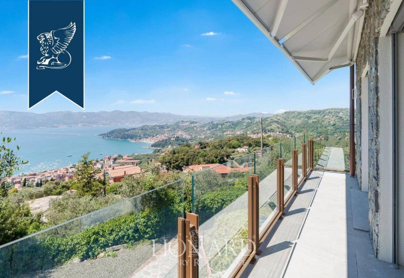 Lägenhet i Lerici