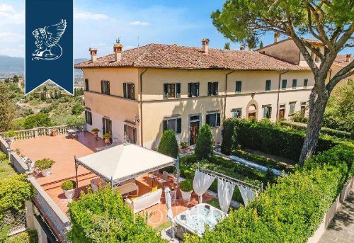 Villa a Carmignano