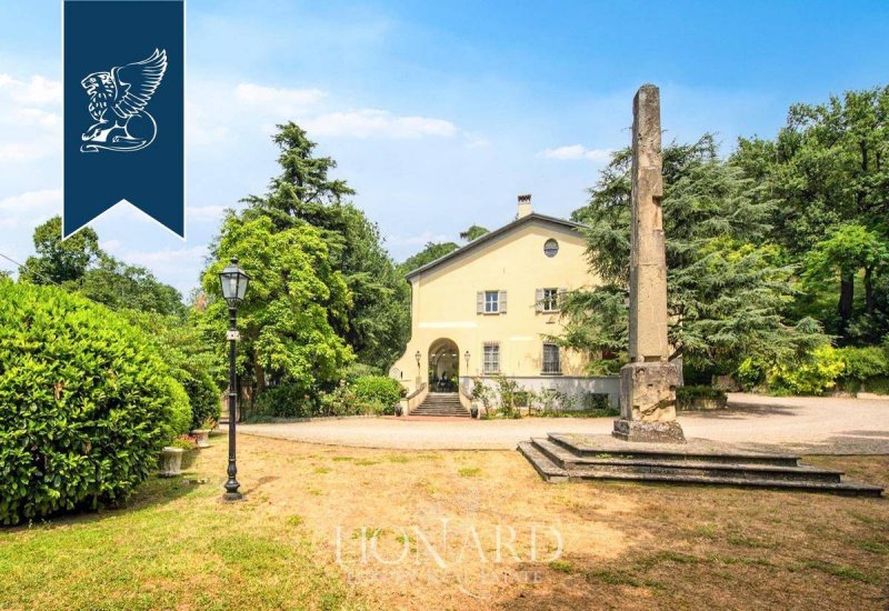 Moradia em Casalecchio di Reno
