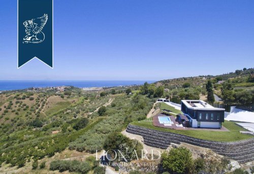 Villa en Valdina
