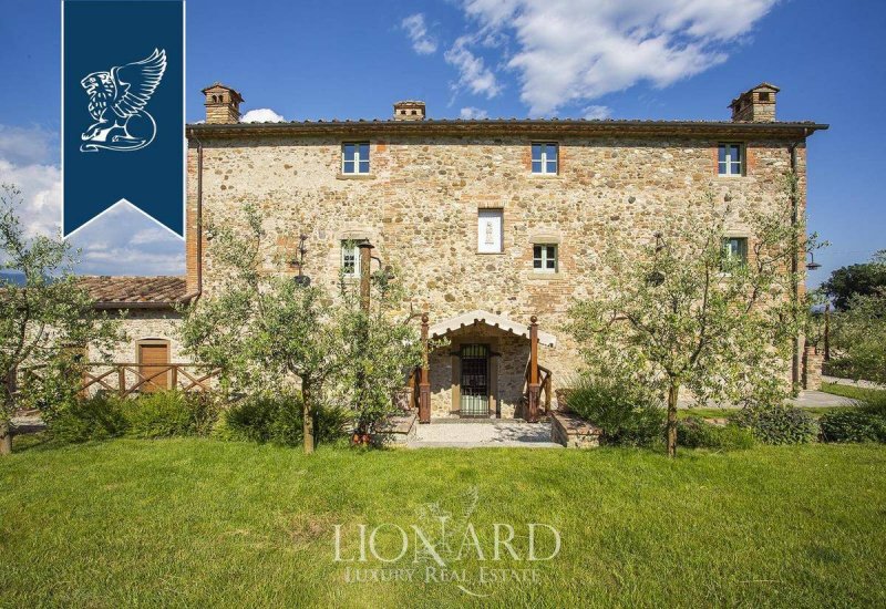 Klein huisje op het platteland in Anghiari