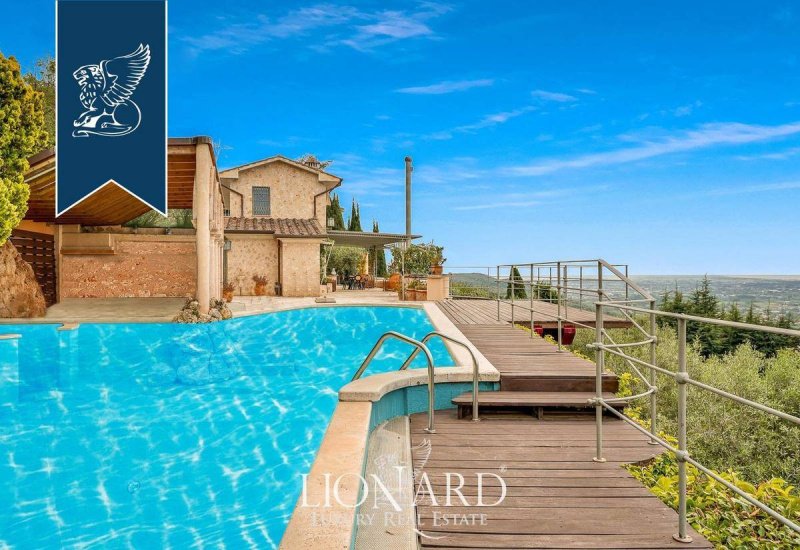 Villa in Pietrasanta