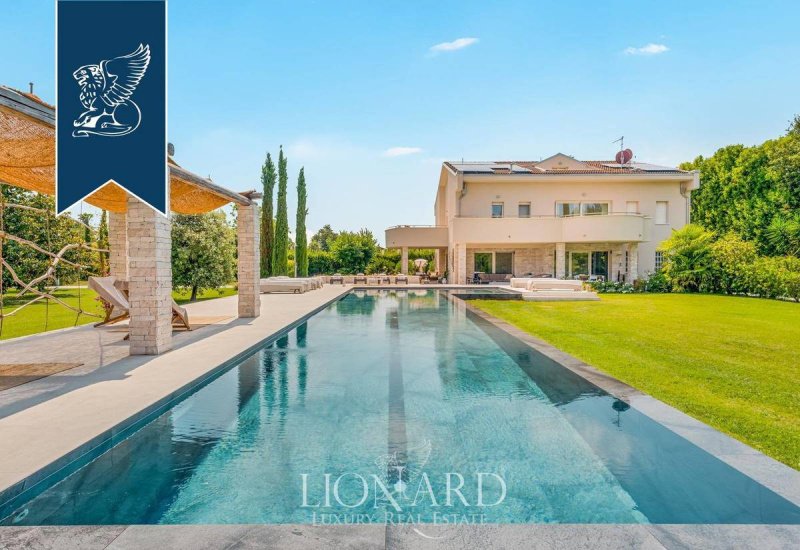 Moradia em Forte dei Marmi