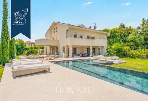 Moradia em Forte dei Marmi