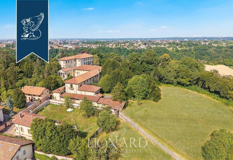 Villa in Carate Brianza