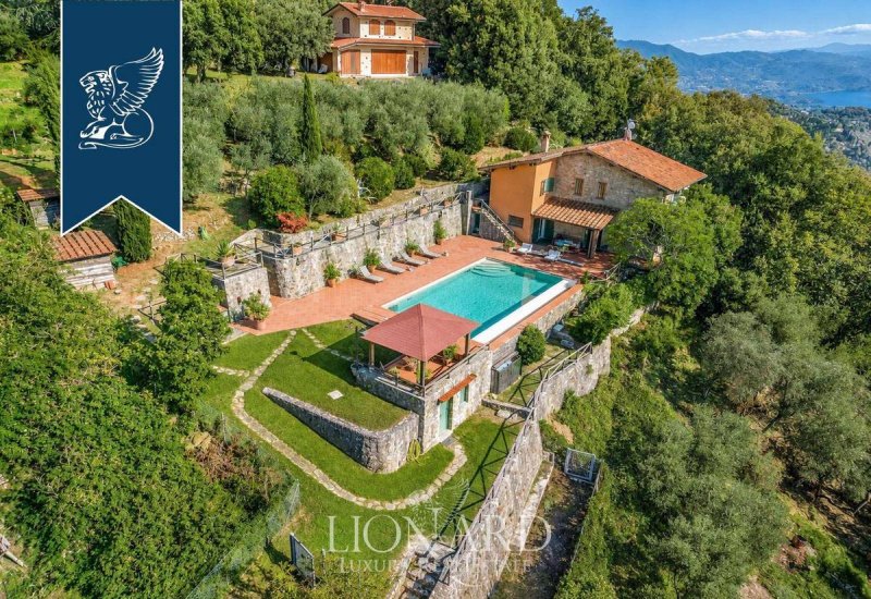 Villa in Pietrasanta