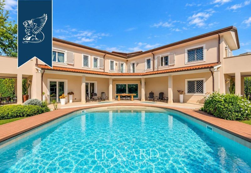 Villa à Forte dei Marmi