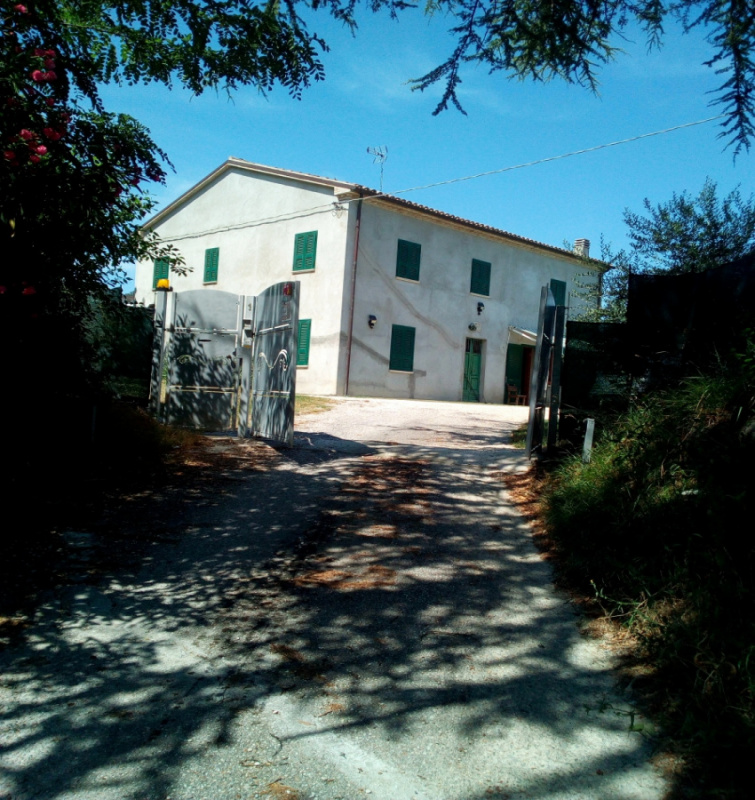 House in Colli al Metauro