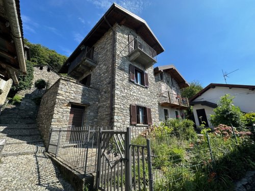 Einfamilienhaus in Montemezzo