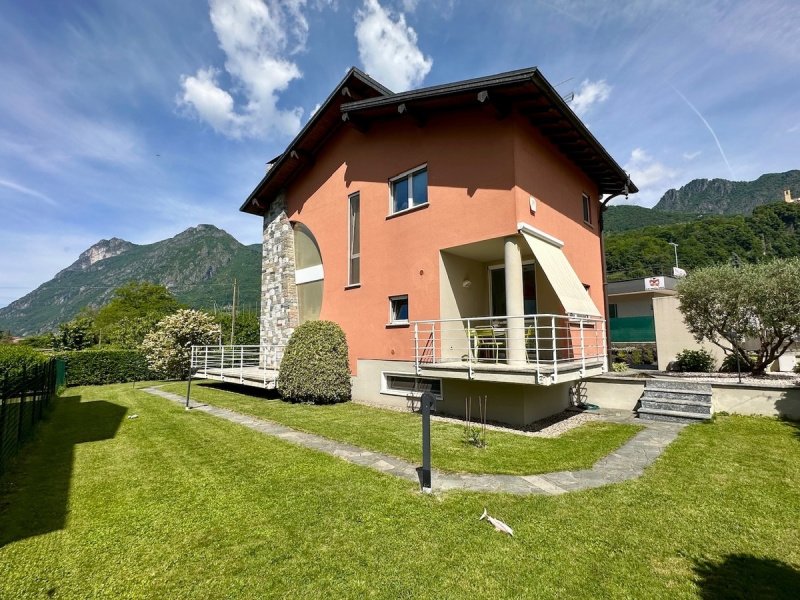 Casa independente em Carlazzo