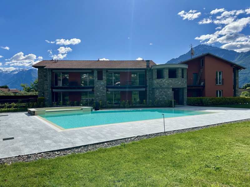 Appartement à Gravedona ed Uniti